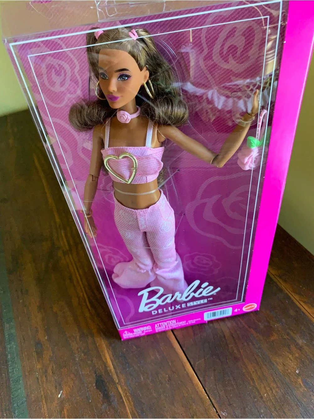 #12 Deluxe Style NIB NRFB Barbie Pink Heart-Accent Doll